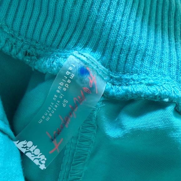 Free People Movement Mesmerize Me Solid Pants Size Medium in Poolside PreLoved - Picture 6 of 8